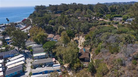 Malibu Neighborhoods: Paradise Cove Mobile Home Park