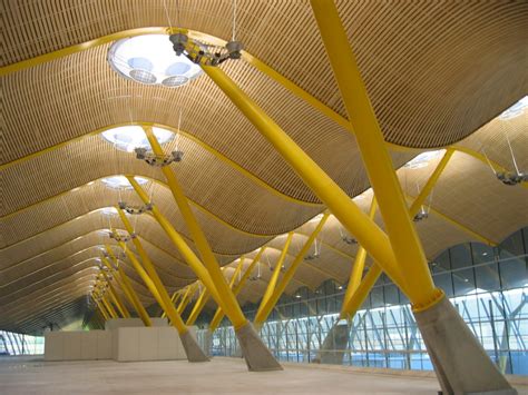 Madrid Airport Terminal 4 - Blue Wave