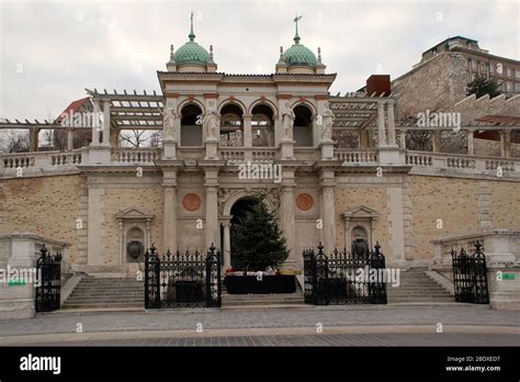 Buda Castle & Museum Stock Photo - Alamy