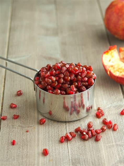 The Iron You: The Easiest Way To Make Pomegranate Juice