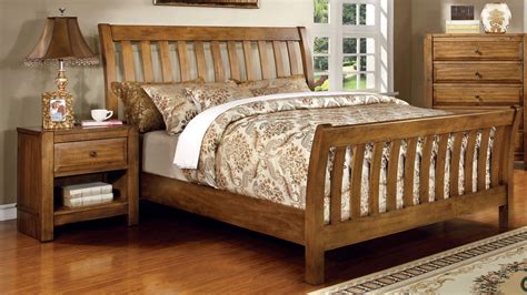 Furniture of America Rustic Oak Lyra Country Style Sleigh Bed