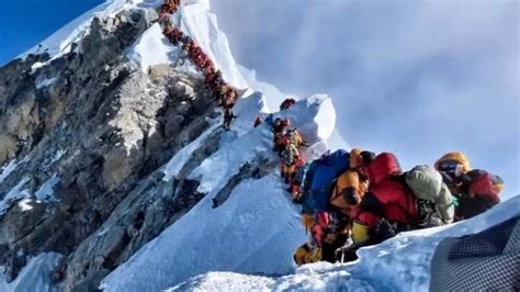 Year-Ender 2023: Mount Everest Welcomes Around 500 New Climbers ...