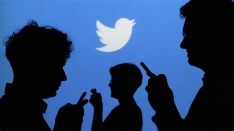 RIP to Twitter backgrounds: All user profiles on the web will now be white - BBC Newsbeat