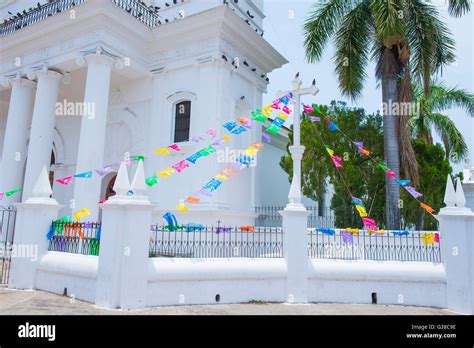 The Santa Lucia church in Suchitoto , El Salvador Stock Photo - Alamy