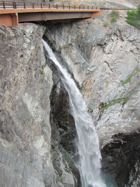 Bear Creek Falls | Free roadside waterfall in Ouray, CO