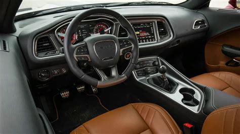 2018 Dodge Charger Srt Hellcat Interior - bmp-u