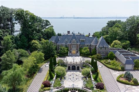 Extraordinary Private $100 Million Estate For Sale in New York - GTspirit