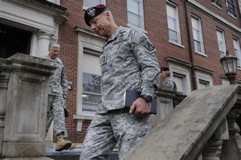 Chief of staff visits Fort Bragg | Article | The United States Army