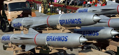 India: Government to induct advanced steep-dive BrahMos missiles to counter China | IBTimes UK