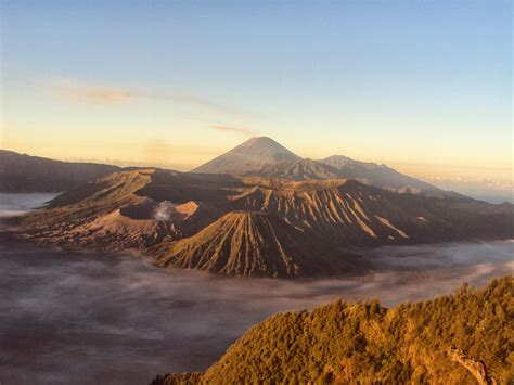 Gambar pemandangan panorama alam wisata gunung bromo | Gambar Pemandangan Alam