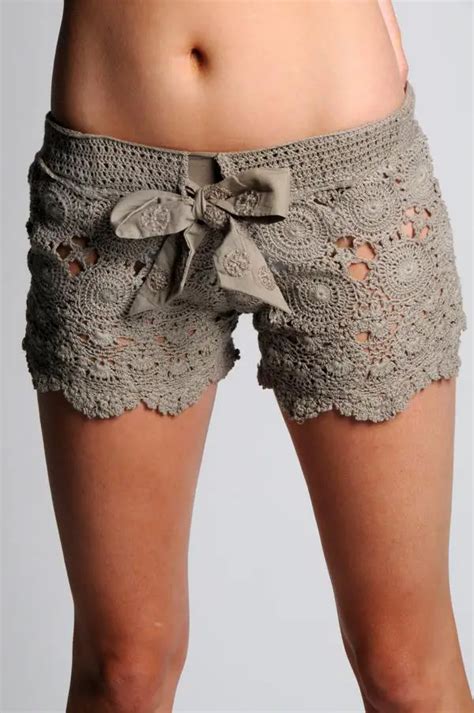 20 Free Crochet Shorts Patterns (Easy Beginners Level) - Ideas for DIY