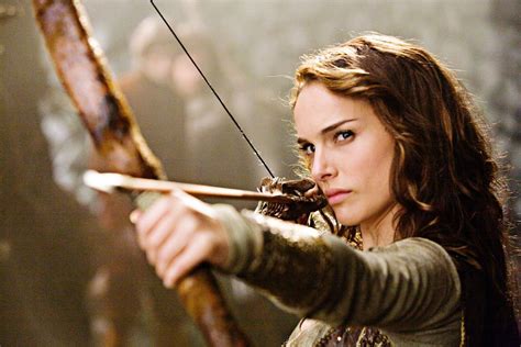 Girls Bow And Arrow Wallpaper