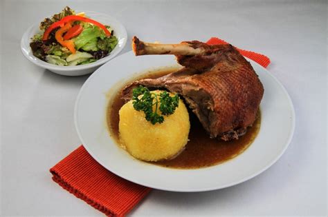 German Christmas Goose Recipe - German Culture