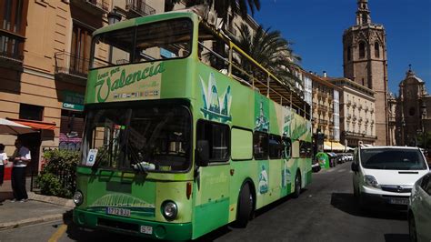 Explore Valencia Bus Tour | Red Mago