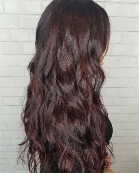 25 Jaw-Dropping Dark Burgundy Hair Colors for 2022