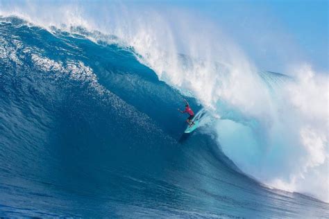 three-takeaways-from-the-wsl-big-wave-awards-490284