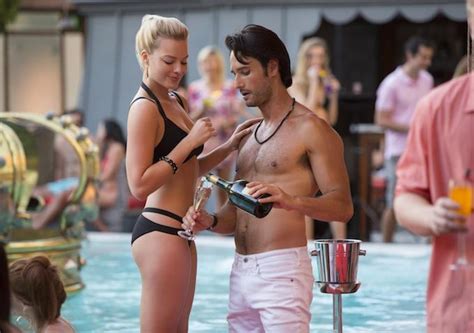 Margot Robbie, Focus | Best Bikini Moments in Movies | POPSUGAR Celebrity UK Photo 100