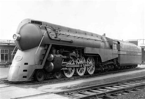 Streamlined steam locomotives - Trains