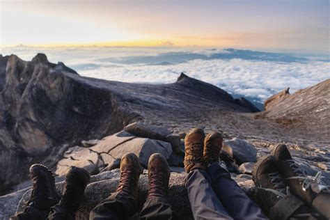 Sunrise From the Top of Mount Kinabalu - Kated