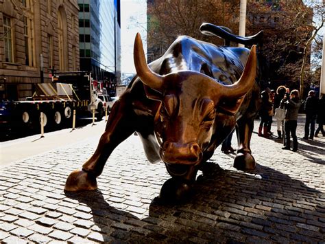 The History of Bull and Bear Markets | Merriam-Webster