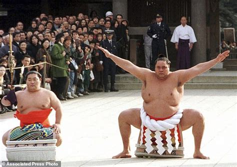 Hawaii-born sumo wrestler Akebono Taro dies of heart failure aged 54: Was first foreigner to ...