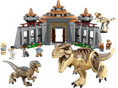 Revisit the Jurassic Park Visitor Center with LEGO Latest 30th Set