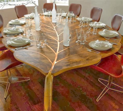 Arredim Shtëpie: Beautiful Leaf Shaped Table.