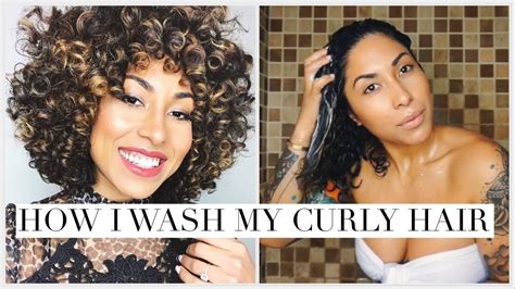 How I Wash My Curly Hair - YouTube