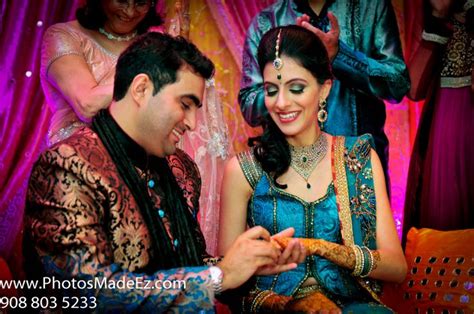 Sindhi Bride in Sindhi Mehendi/Sangeet Ceremony in New Brunswick Hyatt by PhotosMadeEz with ...