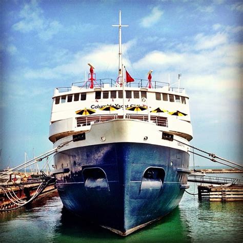 Columbia Yacht Club - Harbor / Marina in Chicago