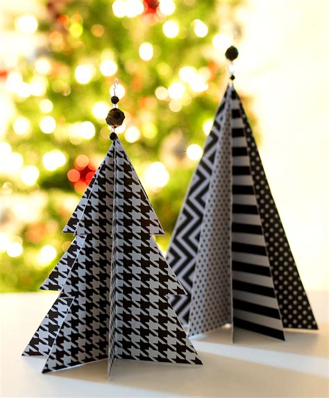 Christmas Craft Idea: Paper Trees