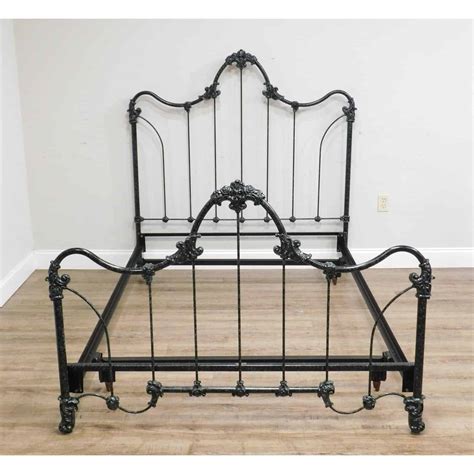 Antique Cast Iron Bed Frame: Identification And Value Guide | atelier ...