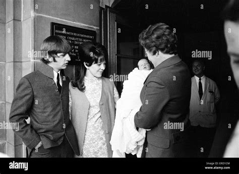 Ringo starr wife maureen starkey Black and White Stock Photos & Images ...