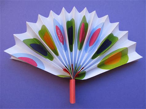 Paper Fans: 35 How To’s | Guide Patterns