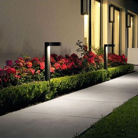 40+Stunning Landscape Pathway Lighting Design Ideas | Landscape lighting, Outdoor lighting ...