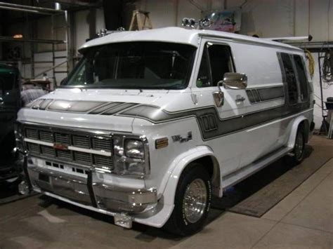 Hemmings Find of the Day - 1975 GMC Vandura 4x4 conversion | Custom ...