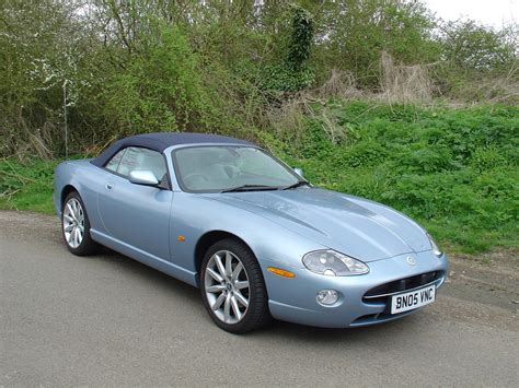 Jaguar XK8 Convertible Review (1996 - 2005) | Parkers