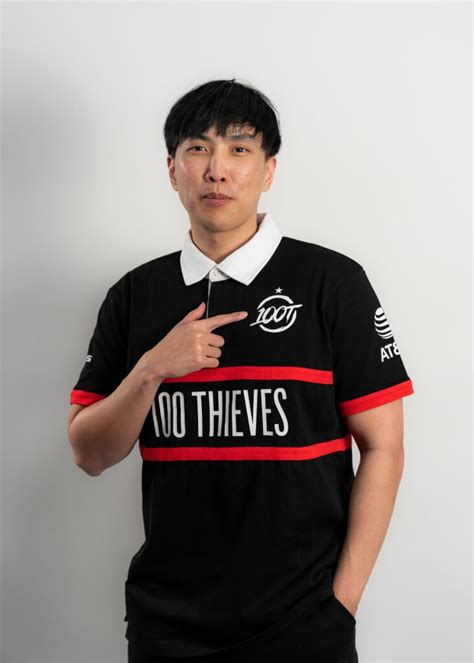 It's official: Doublelift returns to pro LoL with 100 Thieves - Not A Gamer