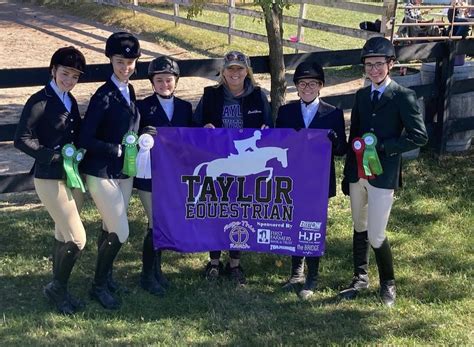 Taylor University equestrian team gallops onto campus - The Echo