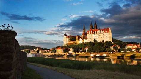 Meissen: precious porcelain and spectacular panoramas - Germany Travel