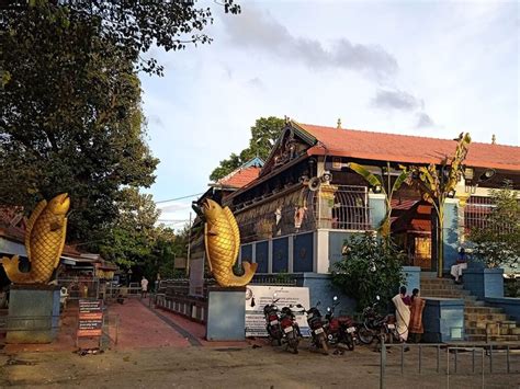 Meenkulathi Bhagavathi Amman Temple - Famous Temples Of India