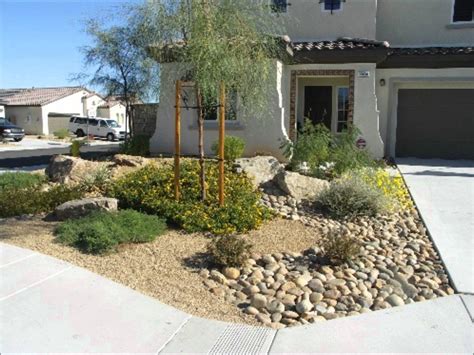 10 Most Popular Desert Landscaping Ideas For Front Yard 2024