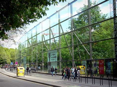 Photos - Quai Branly Museum - Tourism & Holiday Guide