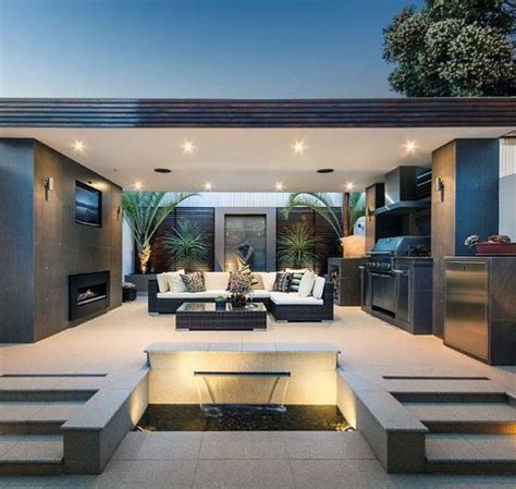 61 Modern Patio Ideas To Transform Your Outdoor Oasis | Modern outdoor kitchen, House design ...