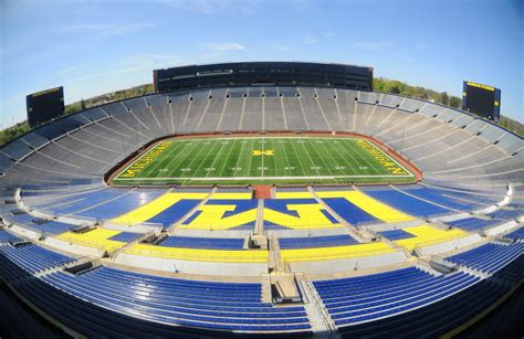 Big House Michigan Stadium Wallpapers - 4k, HD Big House Michigan ...