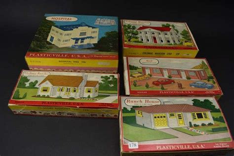 5 Plasticville Train Display Buildings In Original Boxes - BHD Auctions