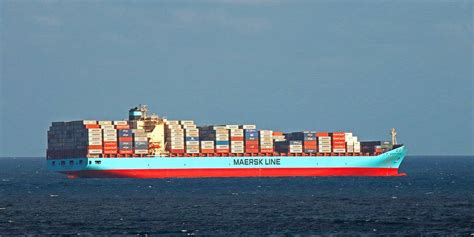 Top 10 Container Shipping Companies In The World - ShipFever