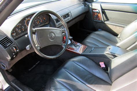 1992 MERCEDES-BENZ 300SL ROADSTER - Interior - 202103