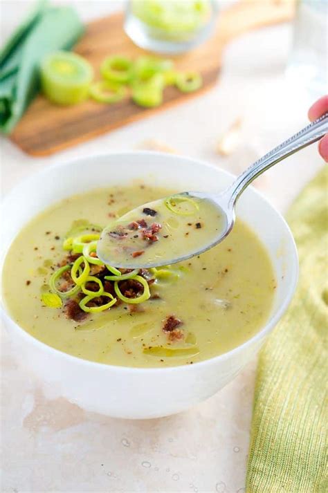 Creamy Potato and Leek Soup | Delicious Meets Healthy