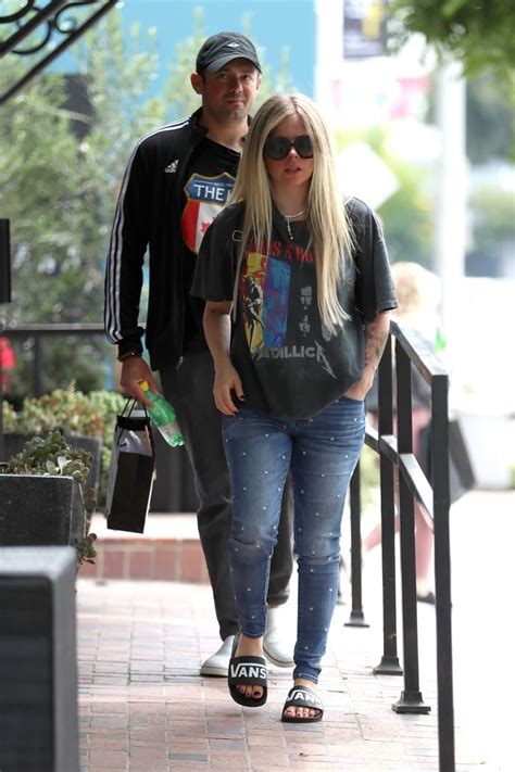 Avril Lavigne - Shopping at Couture Kids in West Hollywood 06/15/2019 • CelebMafia